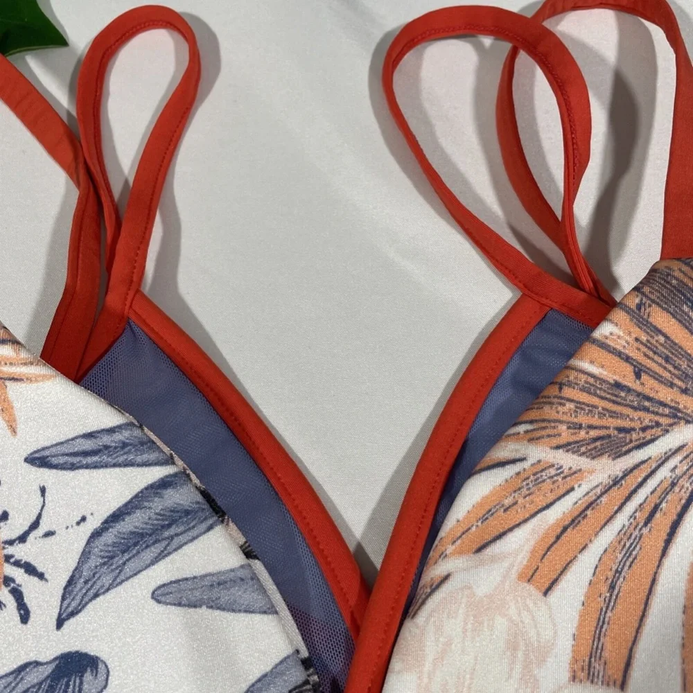 NWT Maaji [ Small ] Summer Seedbed Vivacity‎ Low Impact Sports Bra